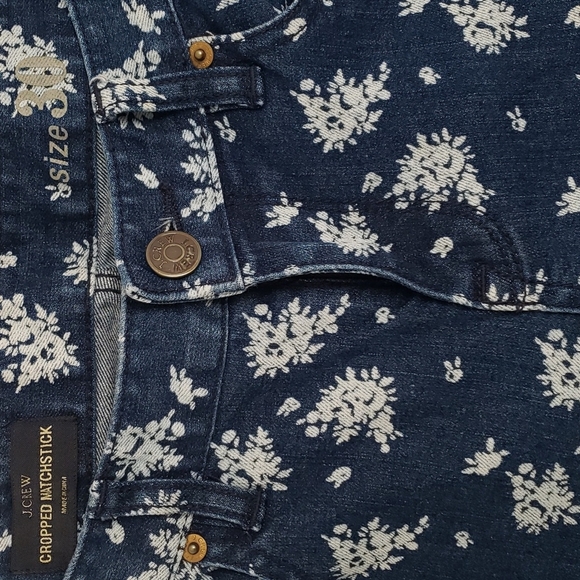J CREW INDIGO FLORAL DENIM CROPPED MATCHSTICK JEANS, WOMEN'S WAIST: 30, $29 - Picture 5 of 8